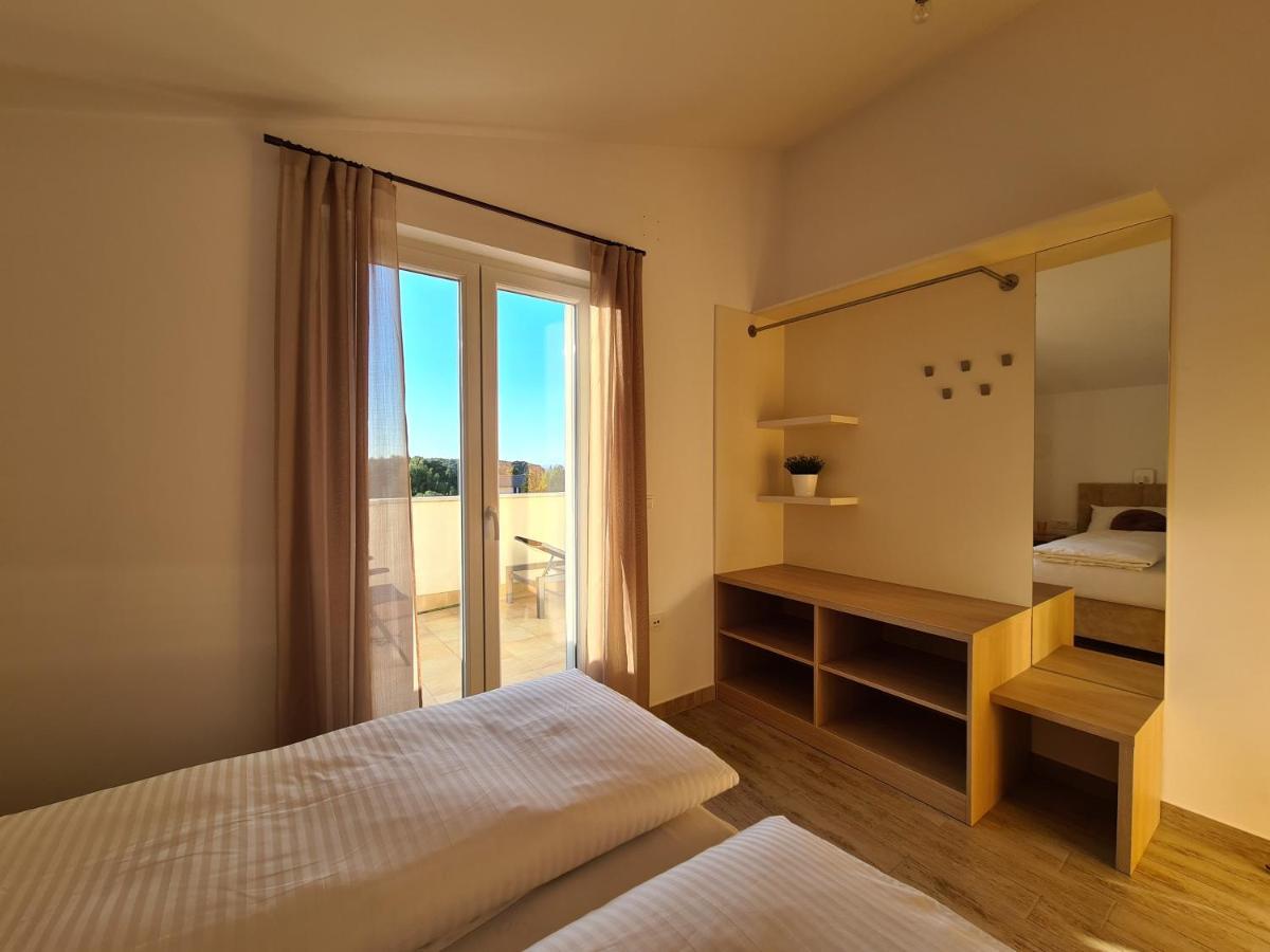 Orkula Apartments Pašman Dış mekan fotoğraf
