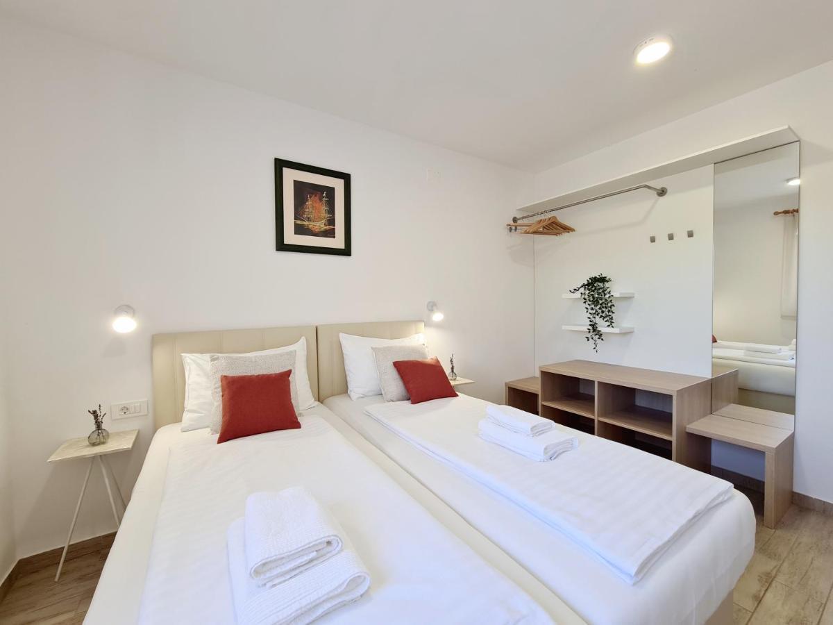Orkula Apartments Pašman Dış mekan fotoğraf